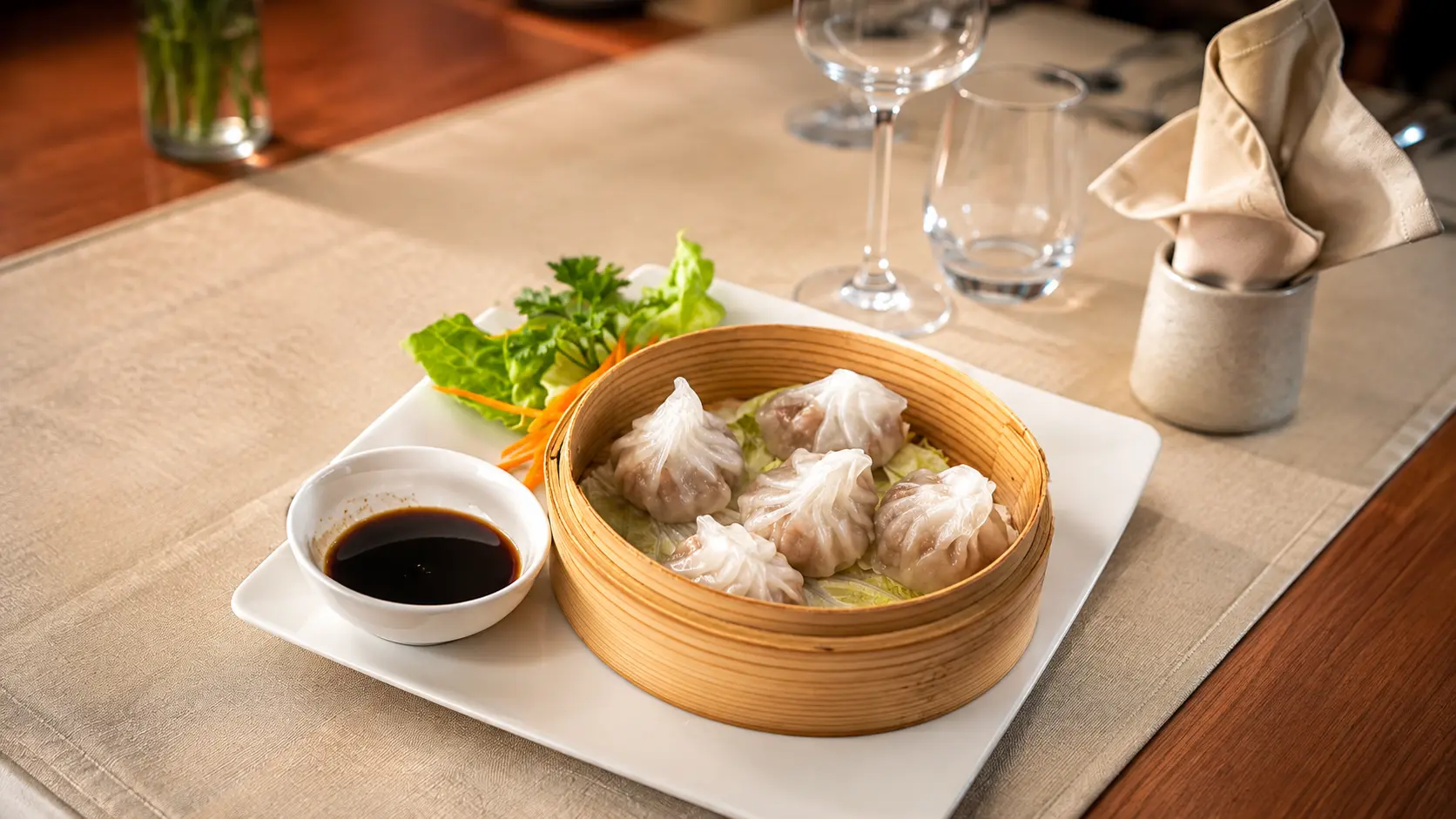 Gedämpfte Dim Sum im Bambuskorb